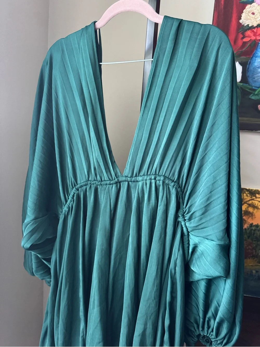 Free people Emerald Green V-Neck Mini Dress with Tie Waist - Picture 10 of 11